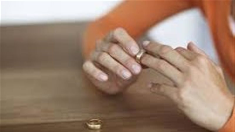 وقعت في يمين طلاق لزوجي دون قصد فماذا أفعل؟ (فيديو)
