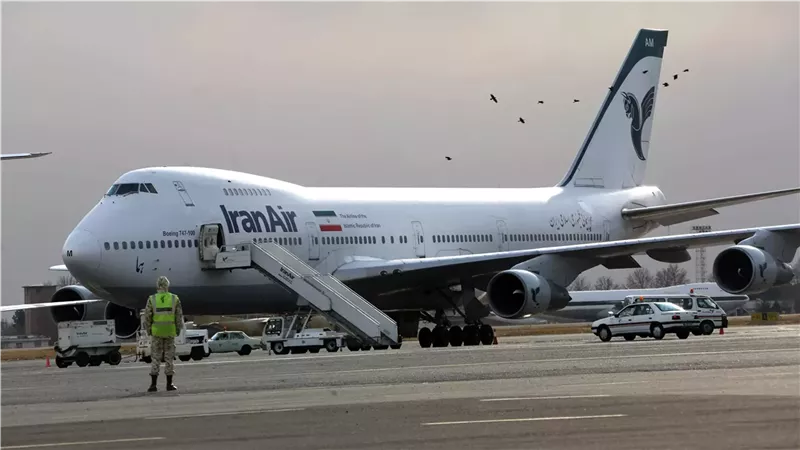 العقوبات الأمريكية على قطاع الطيران الإيراني تدخل حيز التنفيذ