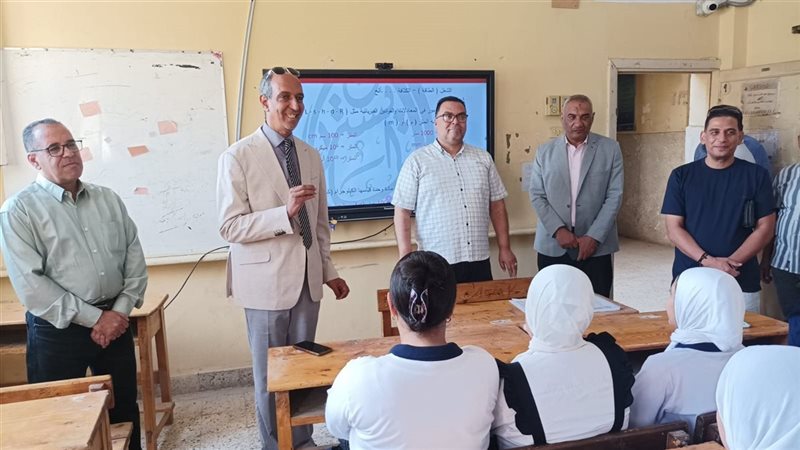 مدير نجع حمادي التعليمية: «البكالوريا المصرية» تنهي كابوس الفرصة الواحدة
