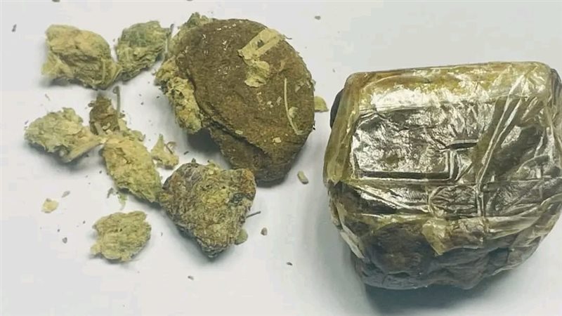 20 قطعة حشيش و10 سنوات سجن، تأجيل استئناف إسلام سنوفا