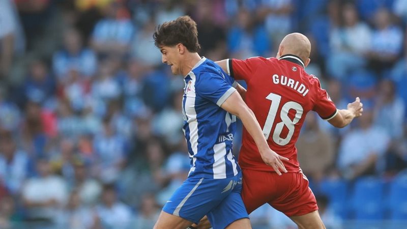 إشبيلية يفوز على ديبورتيفو لاكورونيا 0/1 في الدوري الإسباني