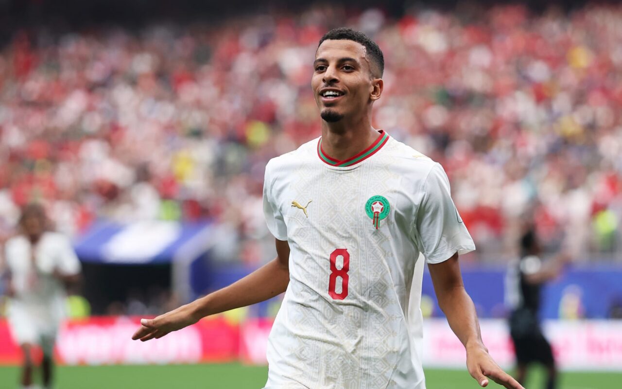 المغربي أوناحي ينضم إلى نادٍ يوناني عريق