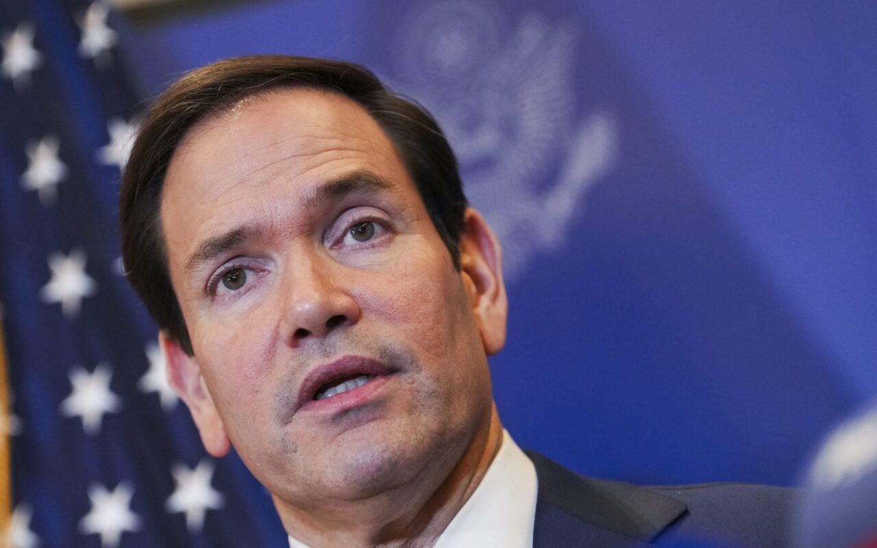 التصعيد بين السعودية والحوثيين.. ماذا قال وزير الخارجية الأمريكي؟