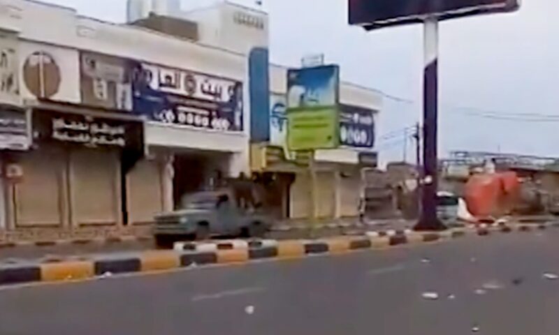 اليمن.. تحليل مدى نفوذ الحوثي الآن بالبحر الأحمر وما يكشفه عن تحركات إيران