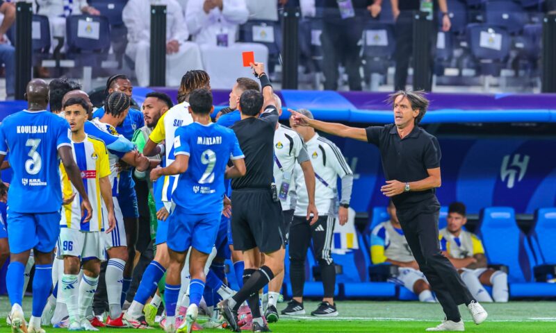 مشاجرة “عنيفة” بين لاعبي الهلال والغرافة في دوري أبطال آسيا للنخبة