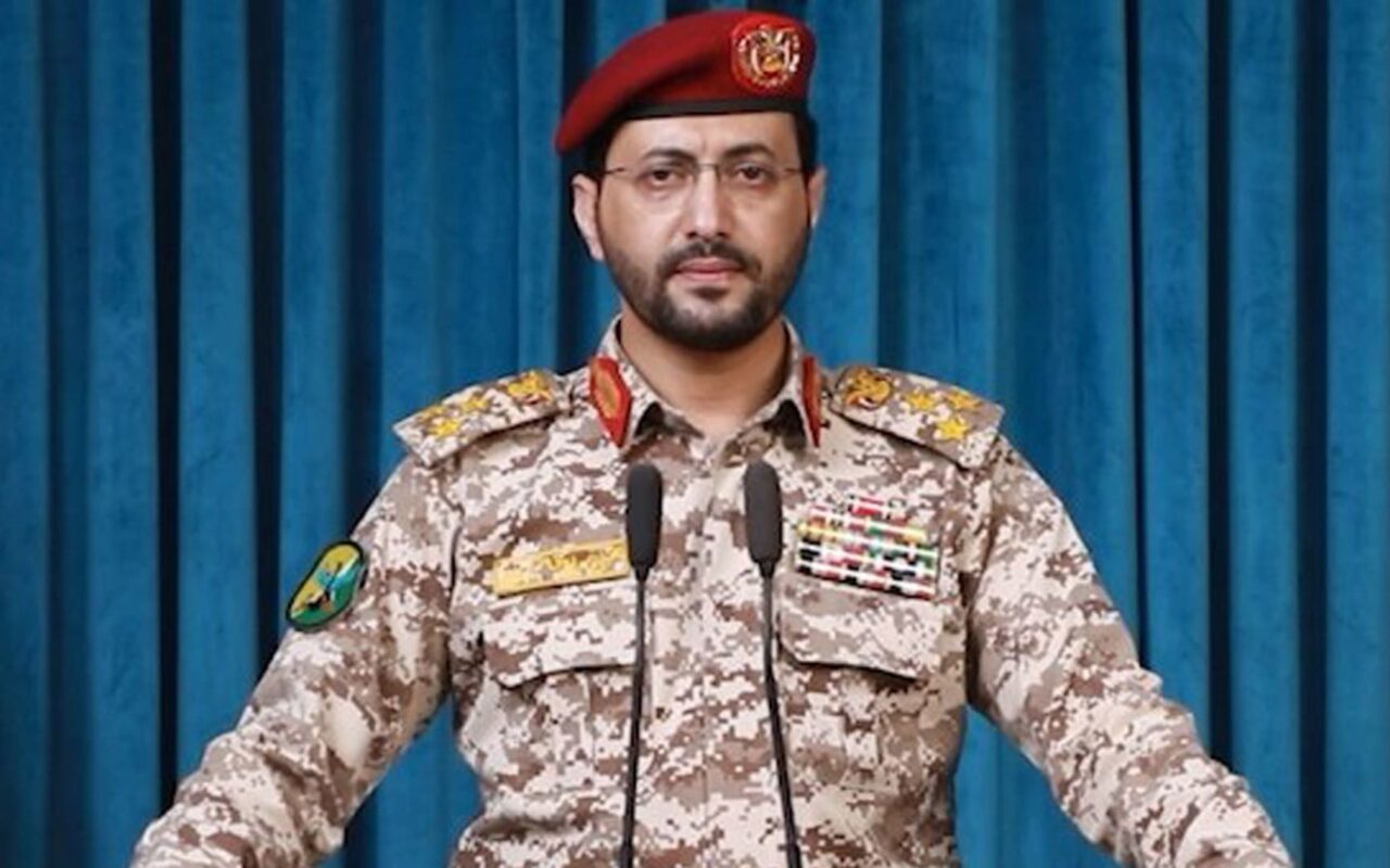 المتحدث العسكري للحوثي يعلق على اعتراض مسيّرة حاوت دخول أجواء مكة