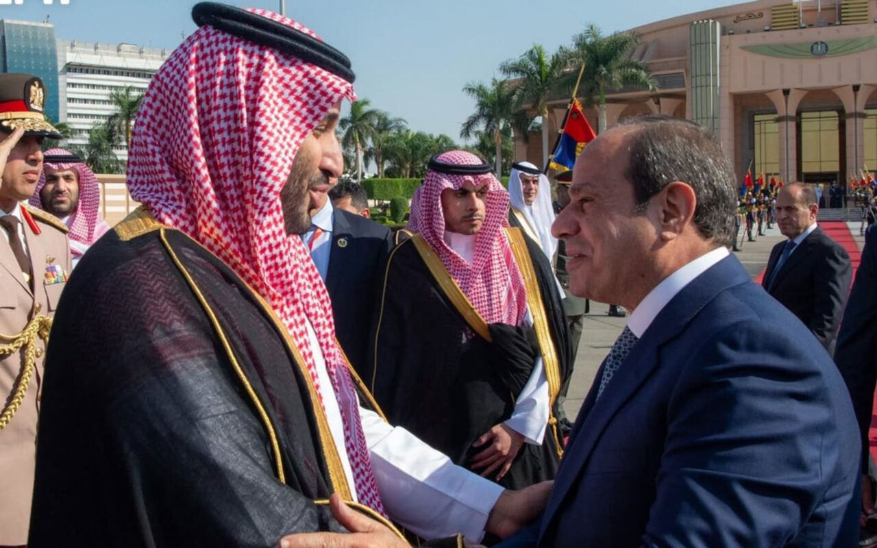 نص برقية محمد بن سلمان إلى السيسي بعد مغادرة مصر