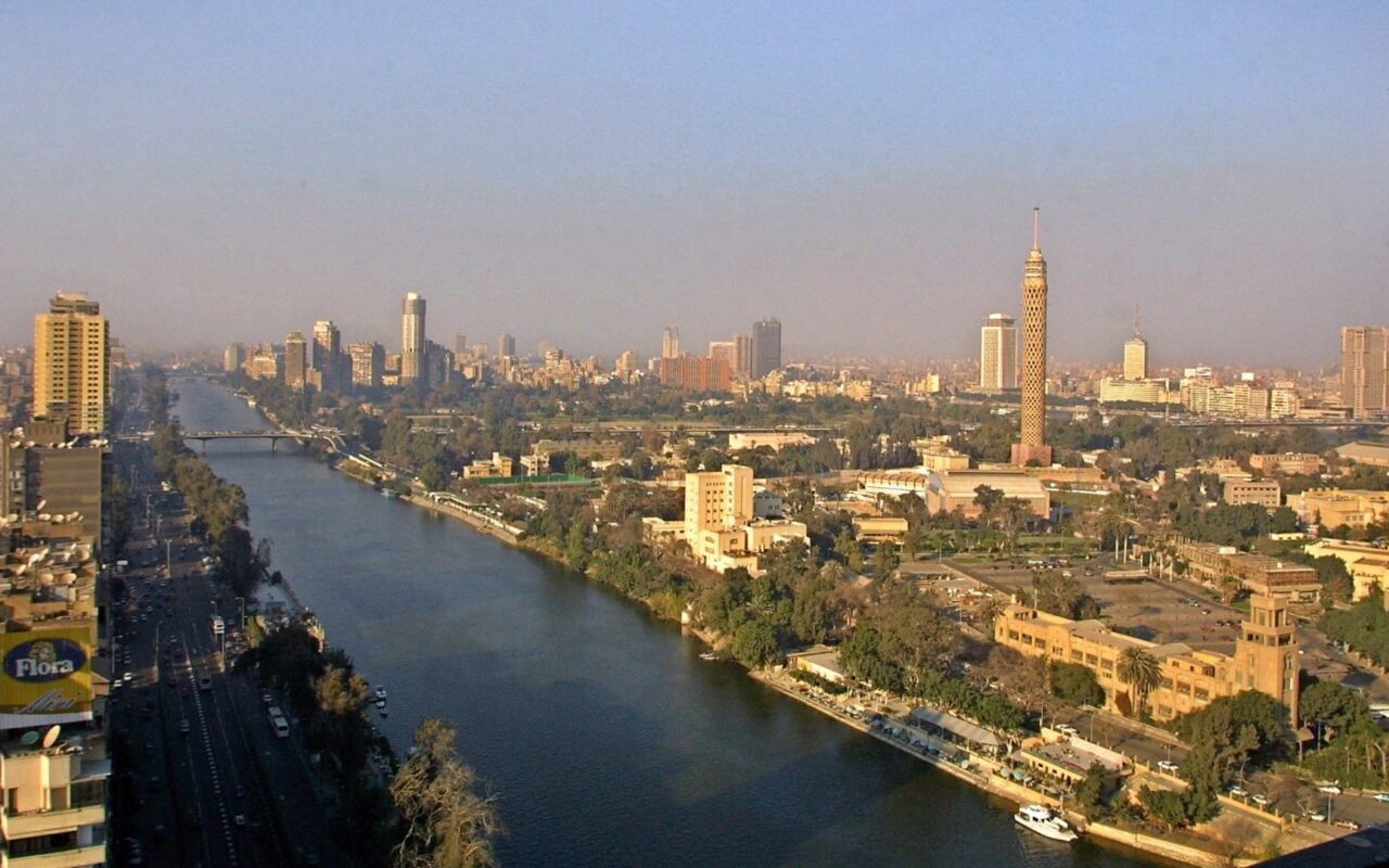 مصر.. فيديو لشخص يطالب باعتقاله والداخلية تتحرك وتكشف تفاصيل