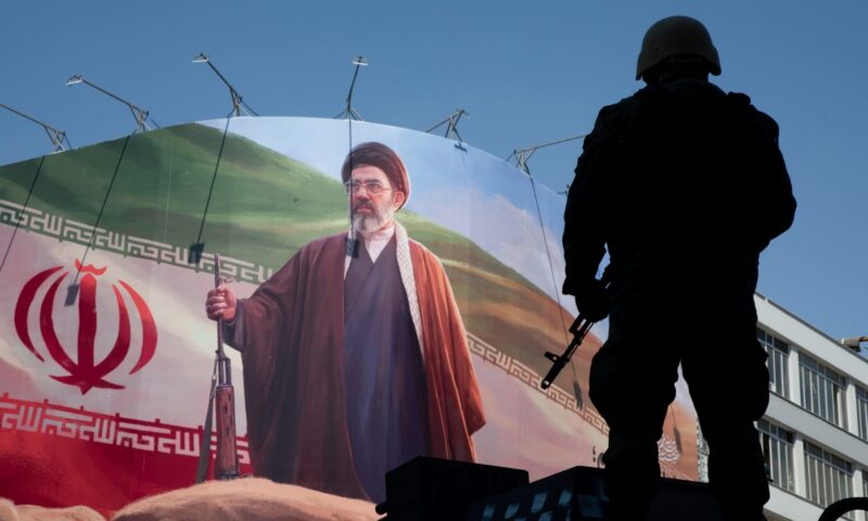 أمريكا تحذر مواطنيها في الشرق الأوسط من “تصعيد غير متوقع”