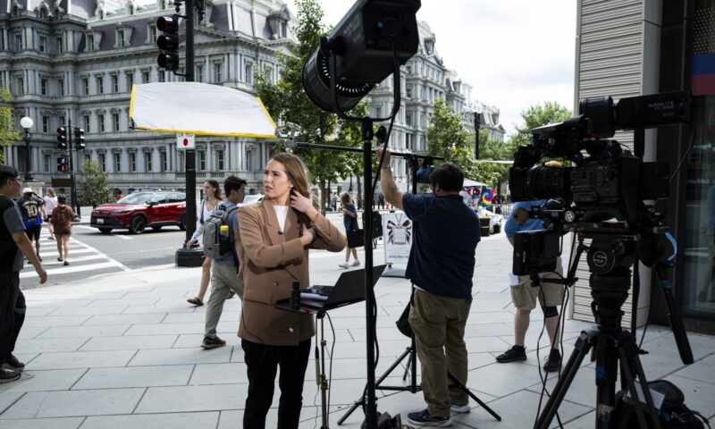 البيت الأبيض يستبعد CNN من التغطية التلفزيونية المشتركة مع تصاعد حظر ترامب للإعلام