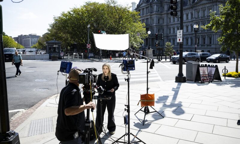 شبكتا CNN وMS Now وموقع Politico يقاضون ترامب بسبب منع دخولهم البيت الأبيض
