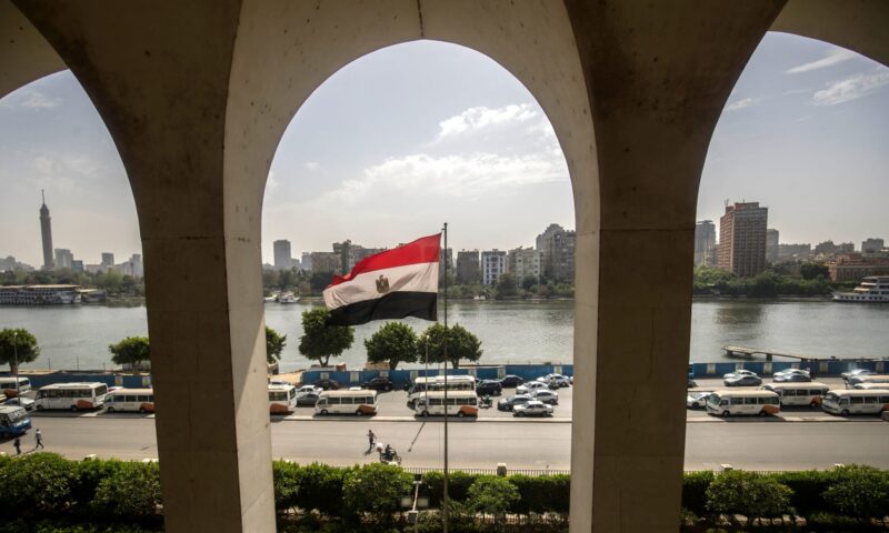 اتفاق بين مصر وسوريا على عقد منتدى أعمال لبحث فرص التجارة والاستثمار