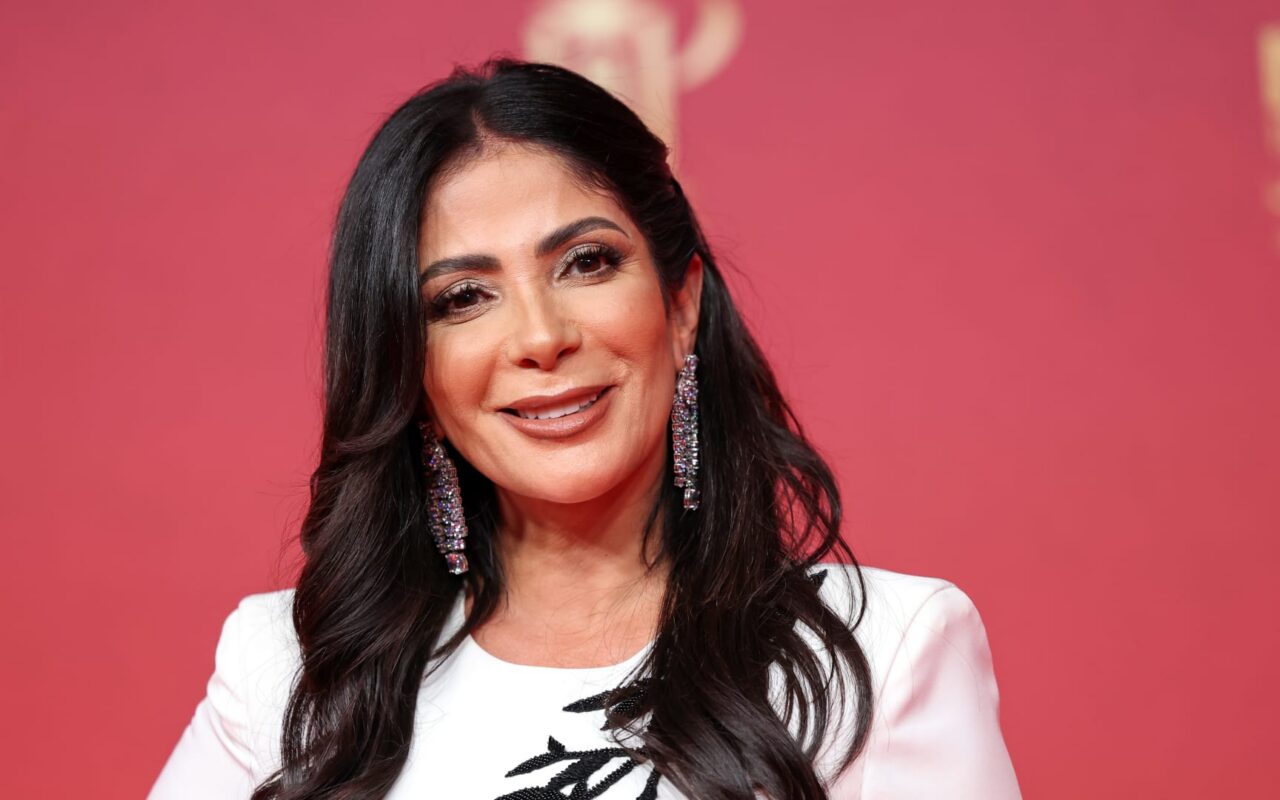 مهرجان الجونة السينمائي يكشف عن شعاره الجديد ويكرم منى زكي في دورته التاسعة