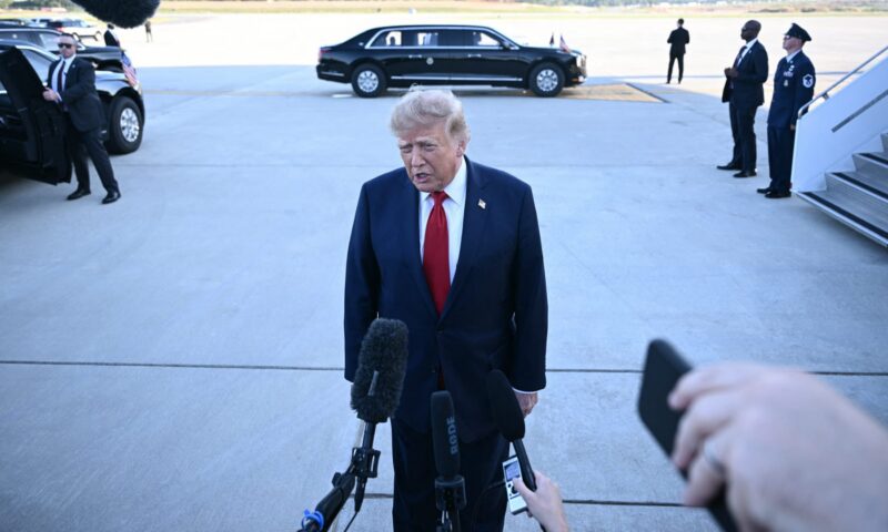 ترامب يرد على رفع CNN وMSNBC وPolitico دعوى قضائية ضد منعهم من دخول البيت الأبيض