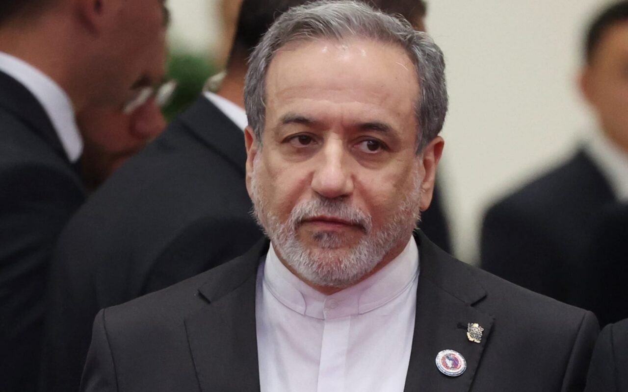عراقجي يكشف خطط الرئيس الإيراني خلال زيارته إلى نيويورك