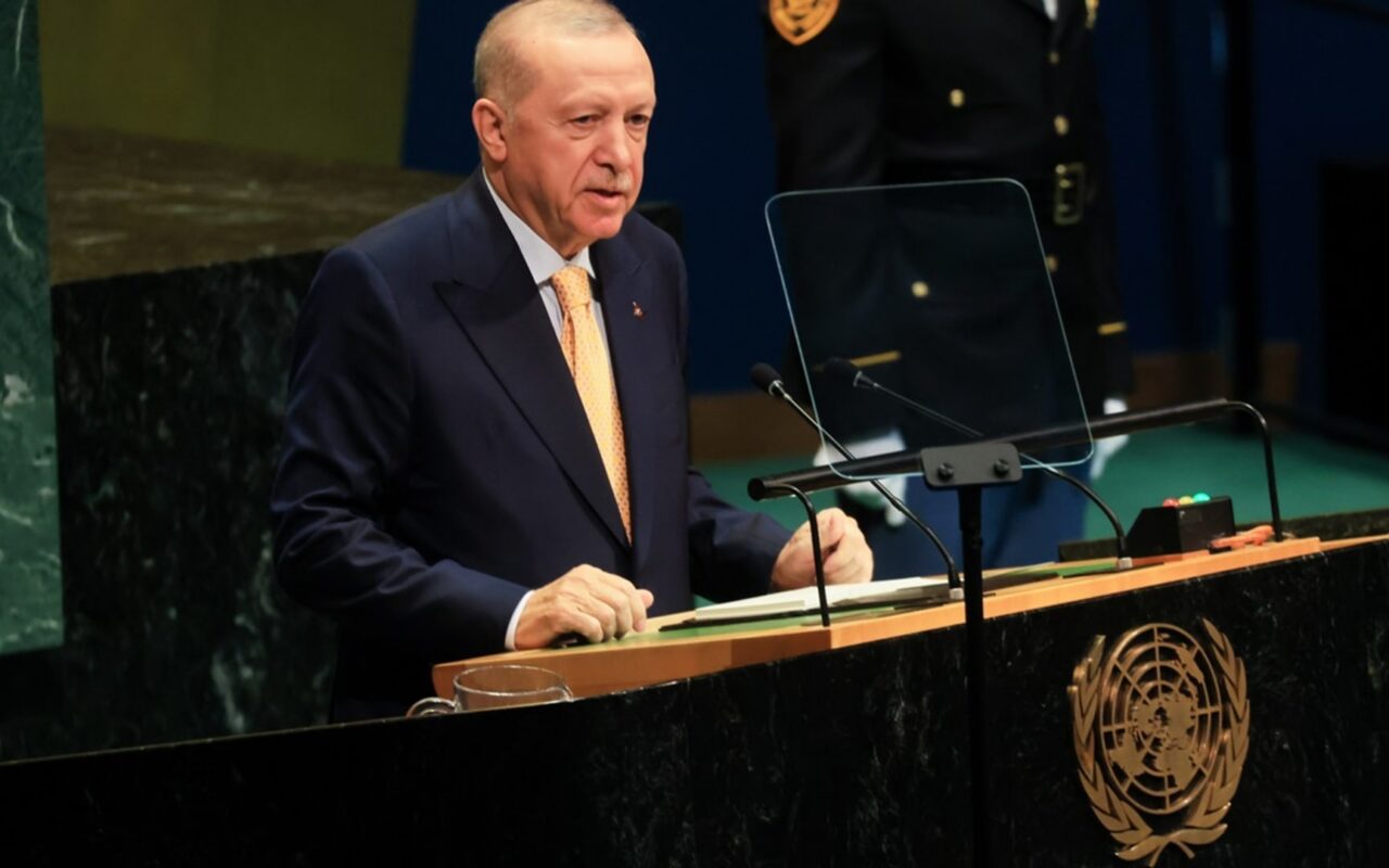 أردوغان يدعو إلى “ضغط أكبر” على إسرائيل وإلغاء “فيتو” مجلس الأمن