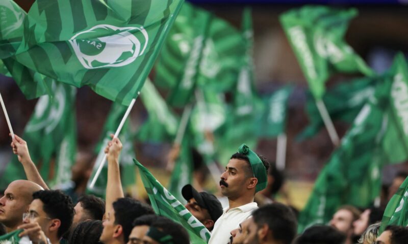 كيف احتفت الأندية الأوروبية باليوم الوطني السعودي؟