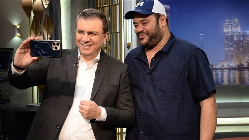 محمد ممدوح: اشتغلت قهوجي ومحامي ليوم واحد، وهذا سر الدويتو الفني الناجح مع أمينة خليل