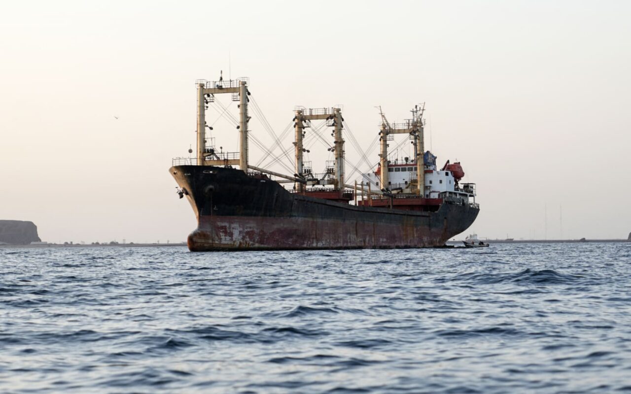 الحوثيون يكشفون عن حجم حركة الملاحة في مضيق باب المندب خلال 10 أيام