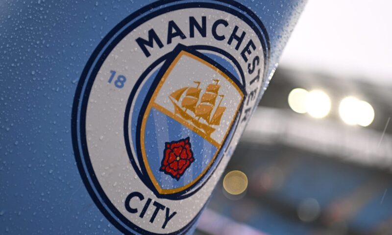 تقارير: إدانة مانشستر سيتي بـ114 تهمة من أصل 115 تتعلق بانتهاك القواعد المالية للدوري الإنجليزي