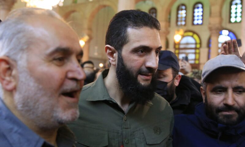 فيديو متداول لـ”شتائم من فلسطينيين لأحمد الشرع”.. ما حقيقته؟
