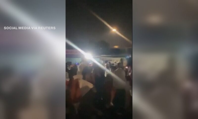 شاهد.. إطلاق نار جماعي يحول حانتين إلى ساحتي قتل في جنوب إفريقيا