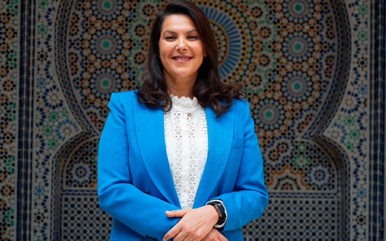 أول امرأة تشغل المنصب.. ملك المغرب يكلف فاطمة الزهراء المنصوري بتشكيل الحكومة