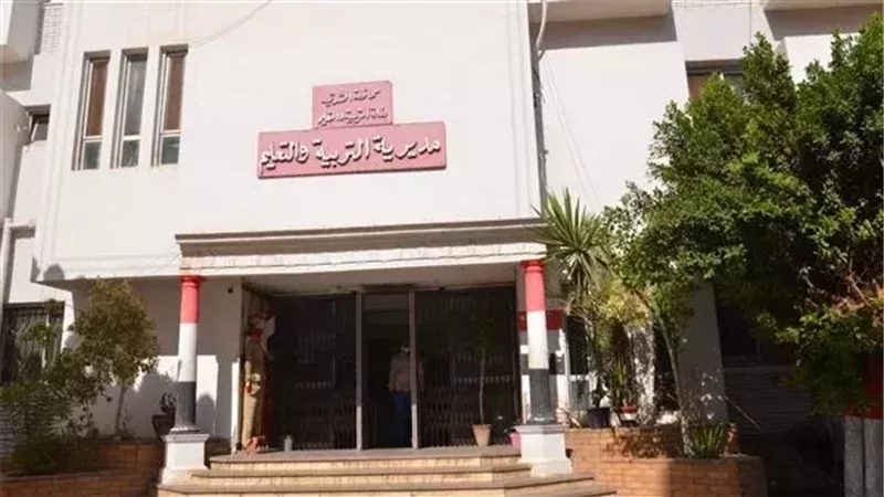 فصل طالب لمدة عام بعد التعدي على معلمة داخل فصل بمدرسة مشتول القاضي بالشرقية