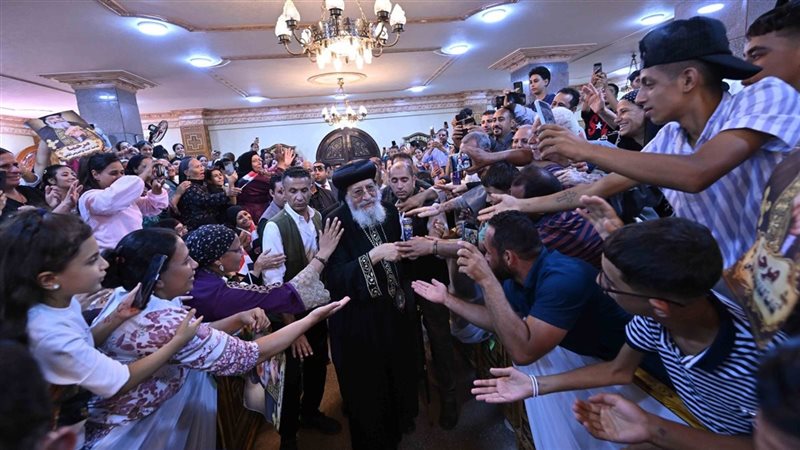 7 أيام في الصعيد، البابا تواضروس بين ذاكرة المكان ومحبة الرعية