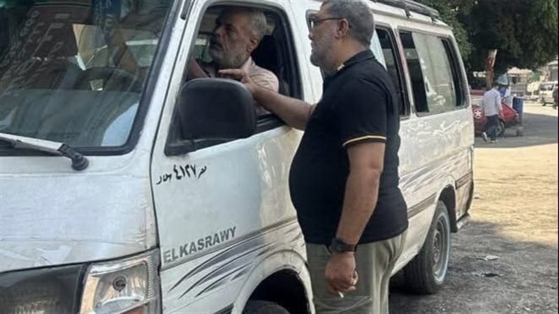 “السرفيس تحت المراقبة”، ضبط 6439 مخالفة وفض 6 مواقف عشوائية بالجيزة