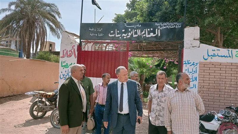وكيل “التعليم” بأسيوط يتابع تطبيق البرامج العلاجية بـ 3 مدارس بإدارة الغنايم