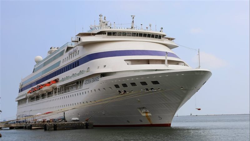 في زيارتها الثانية، ميناء غرب بورسعيد يستقبل السفينة السياحية «ASTORIA GRANDE»
