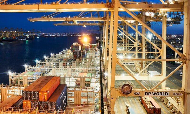 “موانئ دبي العالمية” تسوق لإصدار من السندات الدولارية لأجل 10 سنوات