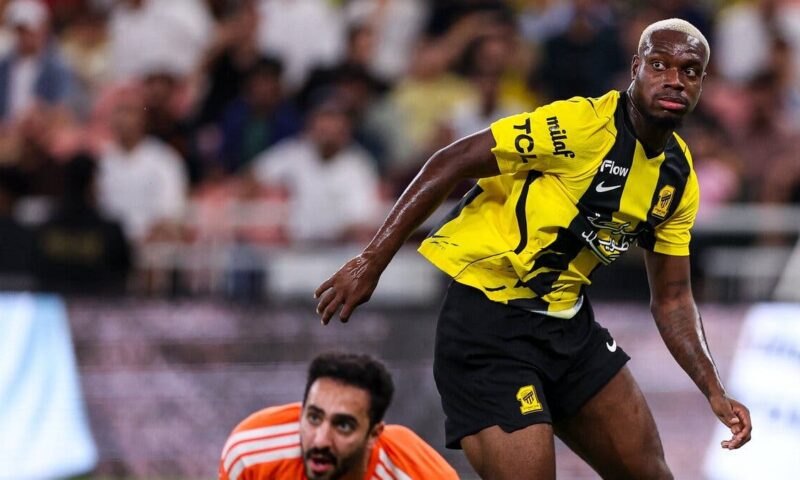 العقيدي لا يعرف الشباك النظيفة أمام الاتحاد بقميص النصر