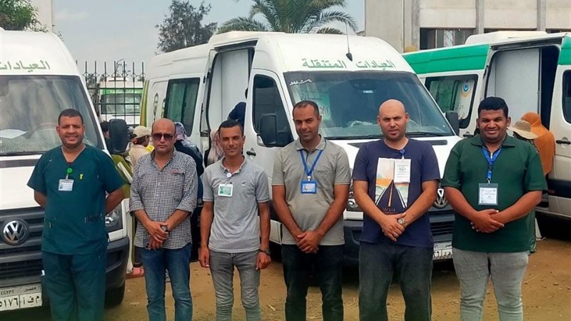 صحة الشرقية: الكشف على ١٤٠٠ مريض خلال قافلة طبية بقرية الرجايلة