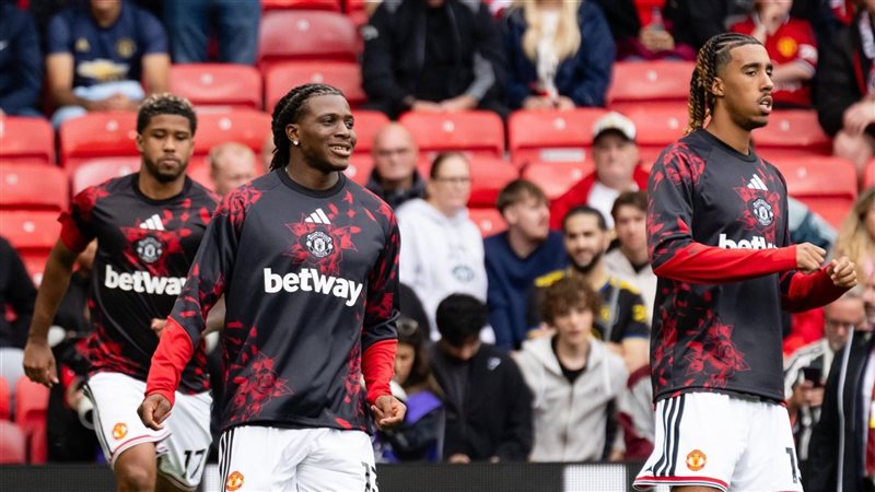 الدوري الإنجليزي، تشكيل مانشستر يونايتد لمواجهة إيفرتون