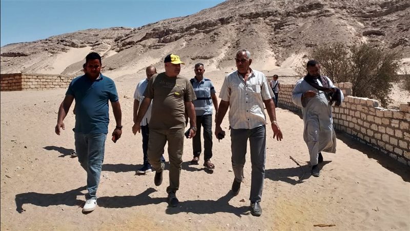 تشكيل لجنة مختصة لاتخاذ الإجراءات القانونية بشأن جبانتي النواورة وعزبة الزهري بأسيوط