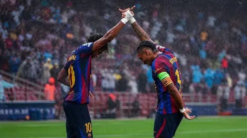 موعد مباراة برشلونة وإشبيلية في الدوري الإسباني والقناة الناقلة
