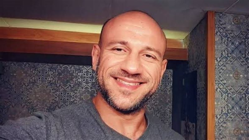قبل فيلم “فرصة سعيدة جدًا”، ماذا قدم أحمد مكي في السينما؟