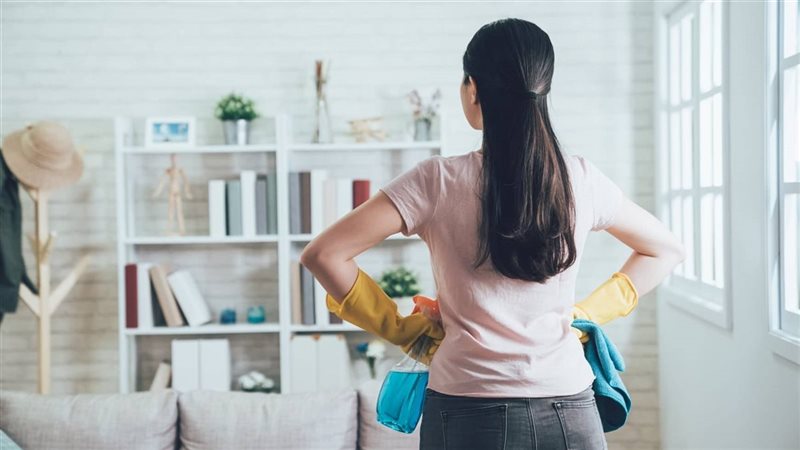 جدول أسبوعي لتنظيف البيت يناسب الأم العاملة مع بداية العام الدراسي الجديد