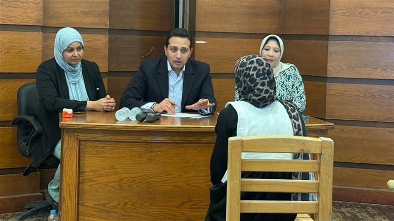نائب محافظ الفيوم يبحث 33 شكوى في خدمة المواطنين بقرية شكشوك