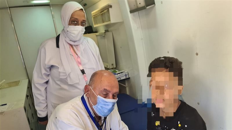 صحة البحيرة: 3235 مواطنا استفادوا من خدمات القافلة الطبية بقرية كوم عزيزة