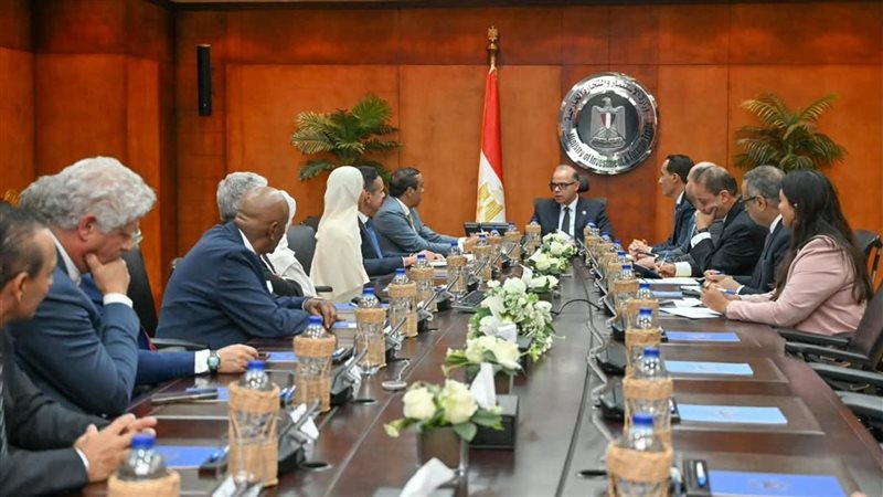 محمد فريد: حريصون على توفير بيئة جاذبة تدفع الشركات لتوسيع استثماراتها