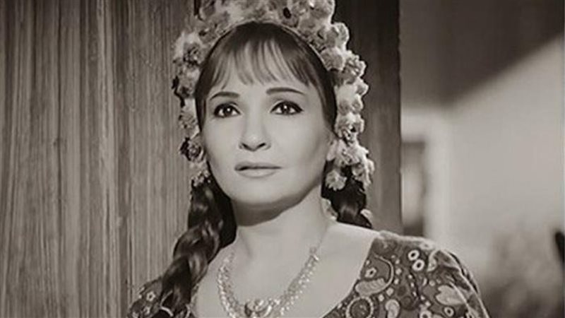 مينيت شاكر: شادية كانت أهلاوية متعصبة، والأسرة بالكامل تشجع المارد الأحمر