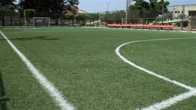 بعدما رفض صلاح خوض مباراة جنوب السودان، شروط قانونية ملاعب النجيل الصناعي ولماذا يخشاها النجوم؟