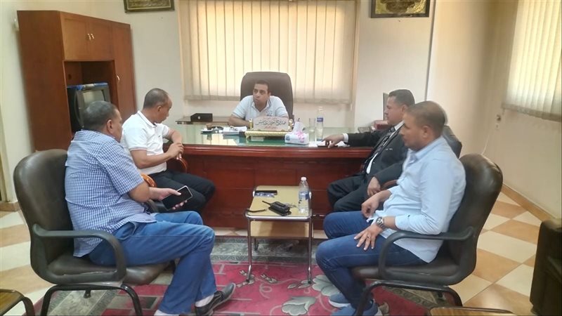 نائب محافظ قنا يتفقد جاهزية مدارس فرشوط والوقف للعام الدراسي الجديد (صور)