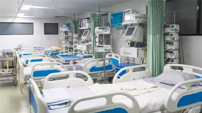 كيف تعمل منظومة رعايات مصر لإنقاذ الحالات الحرجة؟.. رحلة المريض من البلاغ إلى سرير الرعاية، و”الصحة” تستهدف خفض متوسط زمن الانتظار إلى 4 ساعات