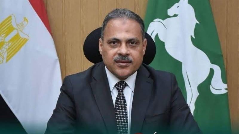 ضمن مبادرة أنت تشكو والمحافظ يستجيب، تحرك عاجل لحل مشكلات القمامة والمخابز والطرق في الشرقية