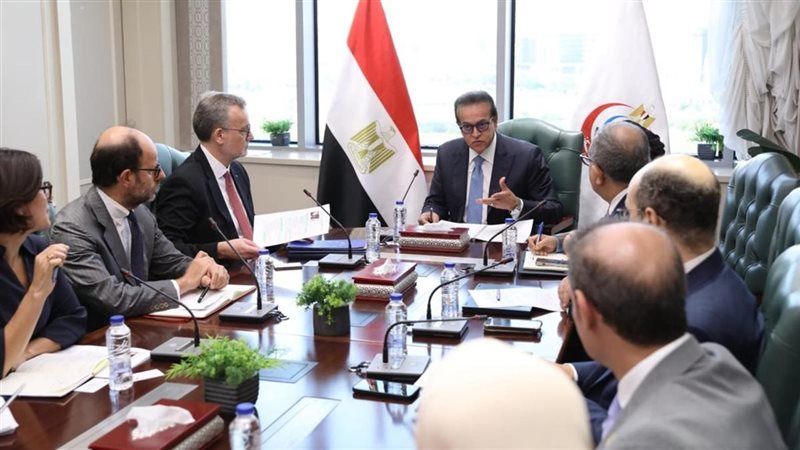 وزير الصحة يبحث مع بنك الاستثمار الأوروبي تمويل مشروعات عاجلة حتى 2027