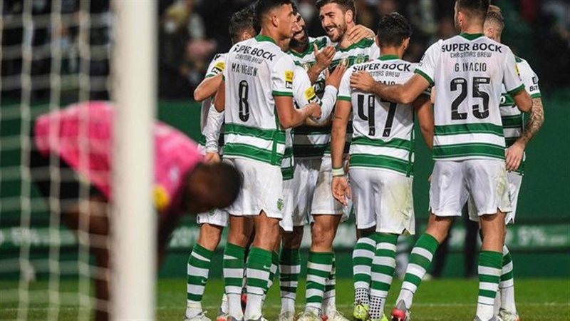 سبورتنج لشبونة يضرب جالاتا سراي بثلاثية في دوري أبطال أوروبا